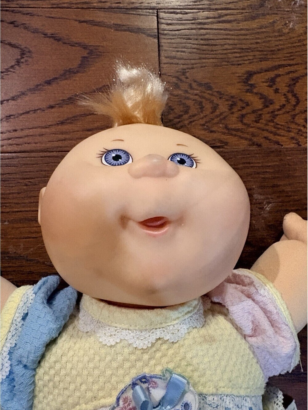 2009 Jakks Cabbage patch Kids Doll Blond Hair Soft Body Blue Eyes